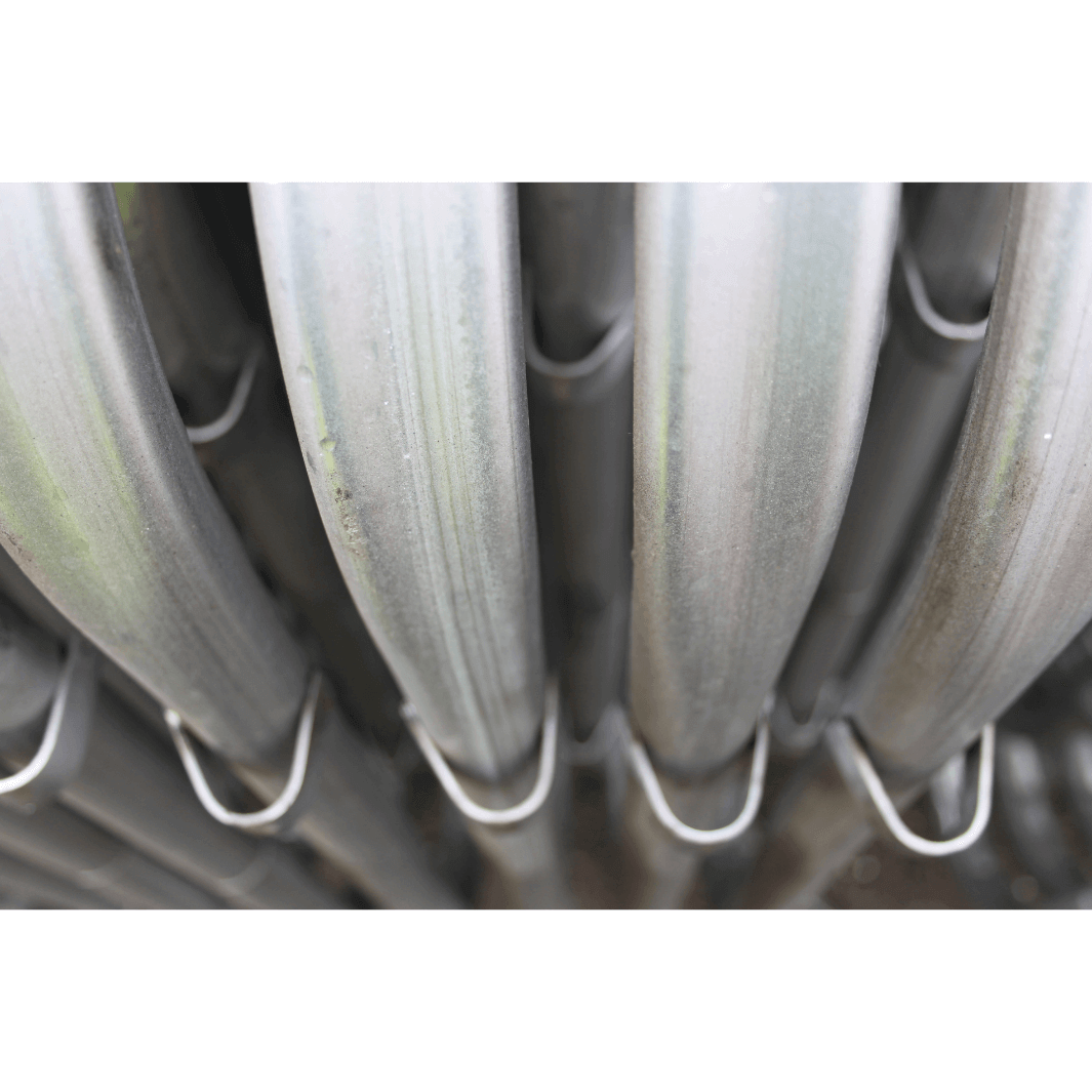 Crowd Control Barrier with Fixed Leg